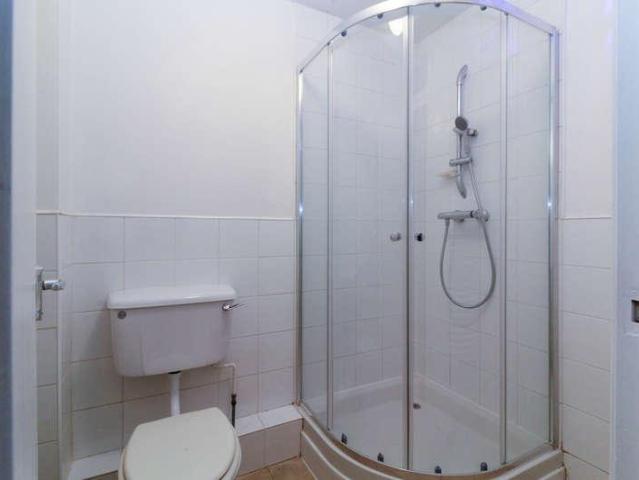 Flat for sale in London Borough of Bromley, Greater London