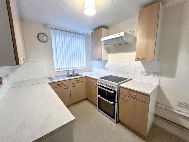 Flat for sale in Battle Field, Tyne And Wear