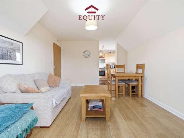Flat for sale in Greater London