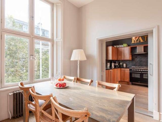 Flat for sale in Brompton, Greater London