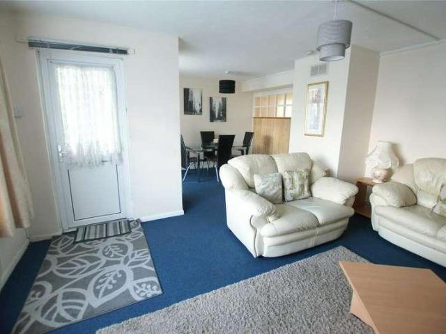 Flat for sale in Spring Vale, Hampshire