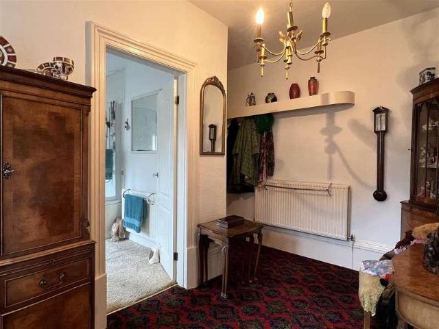 Flat for sale in South Cliff, Kepwick