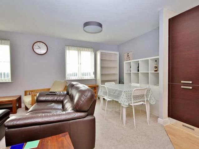 Flat for sale in Horsell, Woking