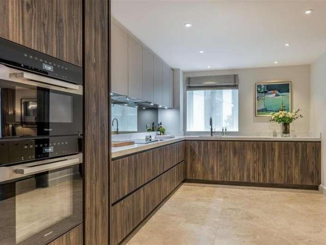 Flat for sale in Knightsbridge, Greater London