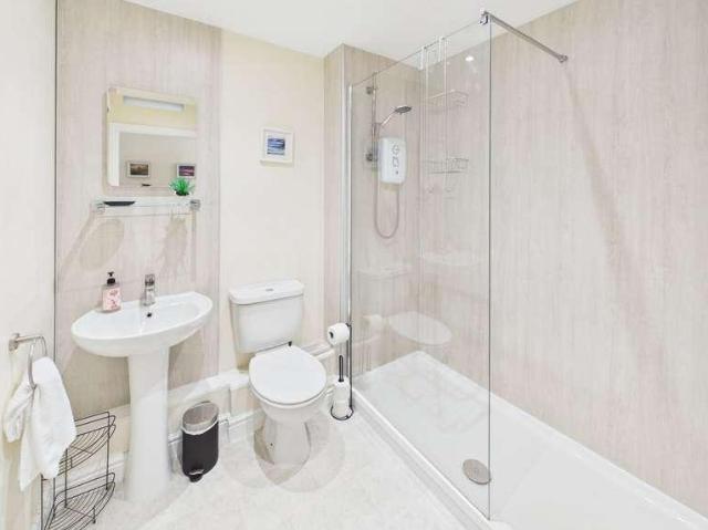 Flat for sale in Whitby, North Yorkshire