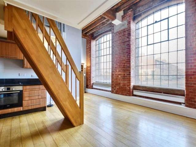 Flat for sale in Derby, Draycott