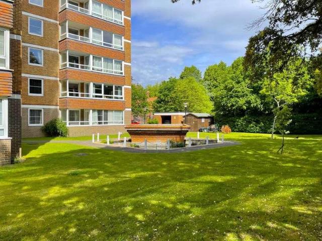 Flat for sale in Old Portsmouth, City Of Portsmouth