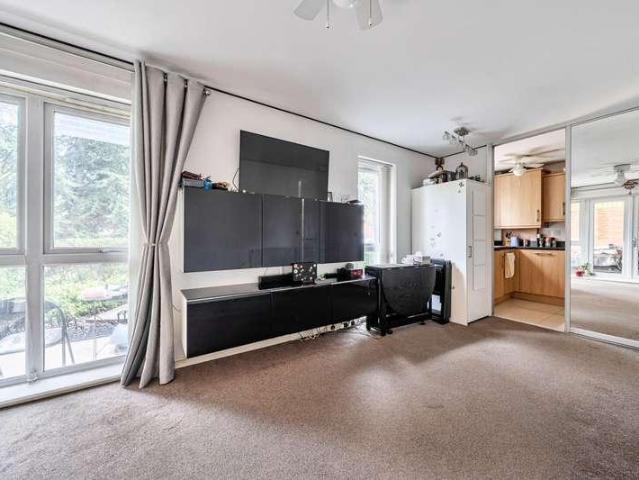Flat for sale in Priest Down, Hampshire