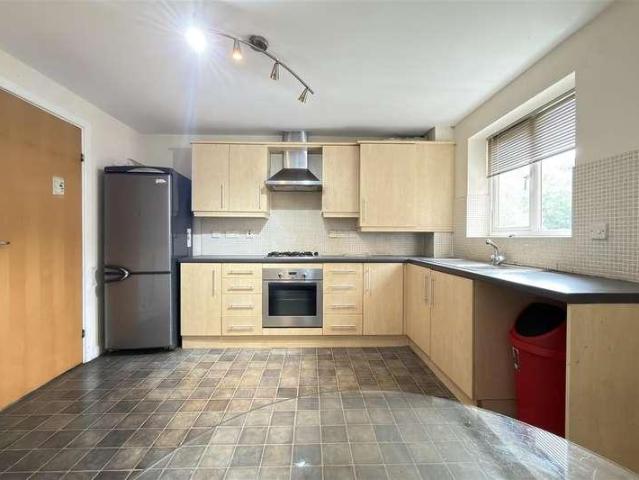 Flat for sale in Black Friars, Old Wharf