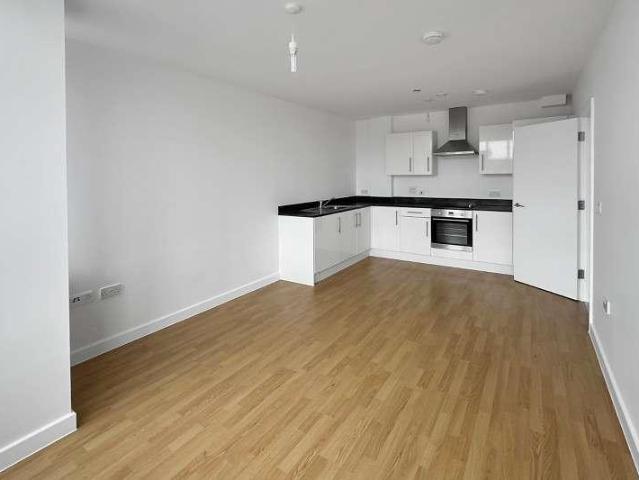 Flat for sale in Lansdowne, Springbourne