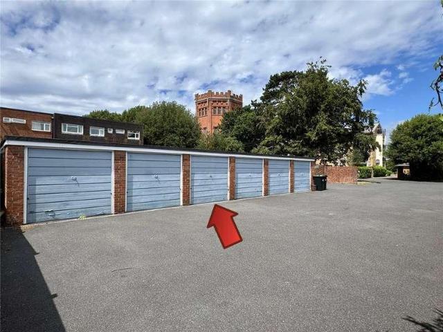 Flat for sale in Old Milton, Ashurst Bridge