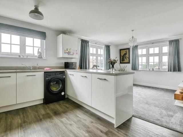 Flat for sale in Amington, Kettlebrook