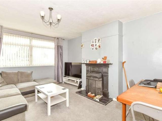 Flat for sale in West Leigh, Havant