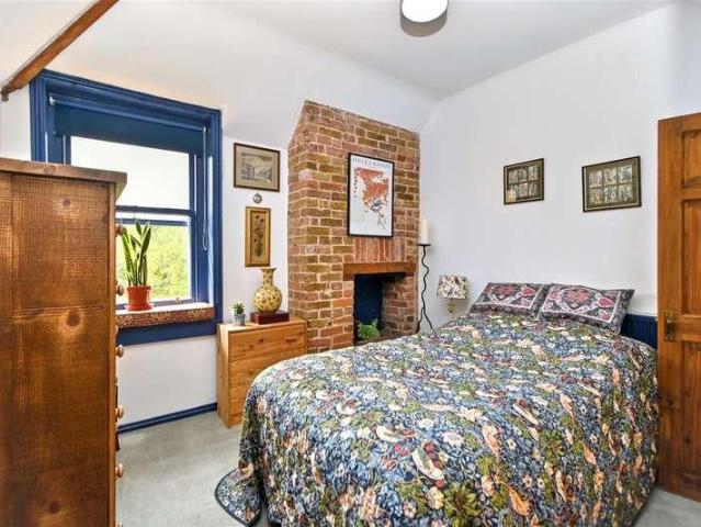 Flat for sale in Eastbourne, East Sussex