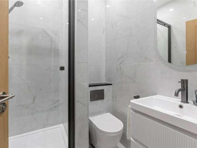 Flat for sale in Barnsbury, Greater London