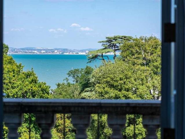 Flat for sale in Pondwell, Isle Of Wight