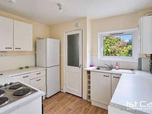 Flat for sale in Southchurch, Southend-on-Sea
