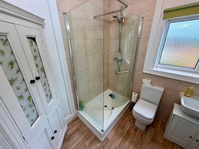 Flat for sale in Stockton Heath, Warrington