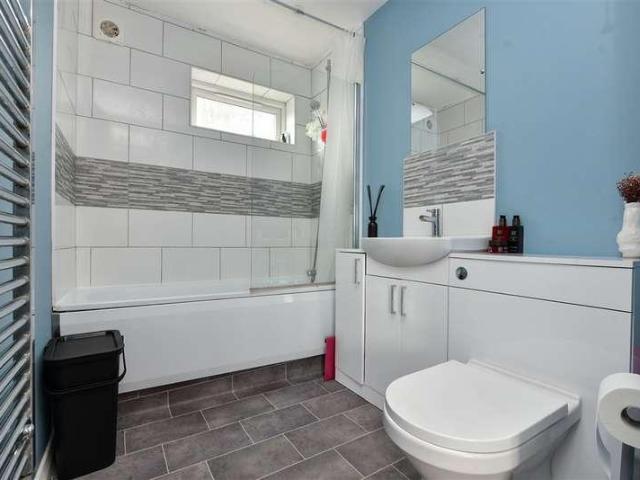 Flat for sale in Birchington, Acol