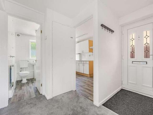 Flat for sale in Reading