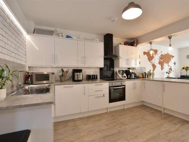 Flat for sale in Greater London