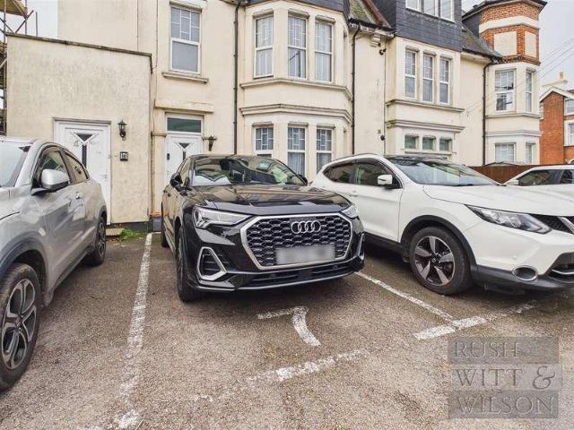 Flat for sale in St Leonards, Hastings