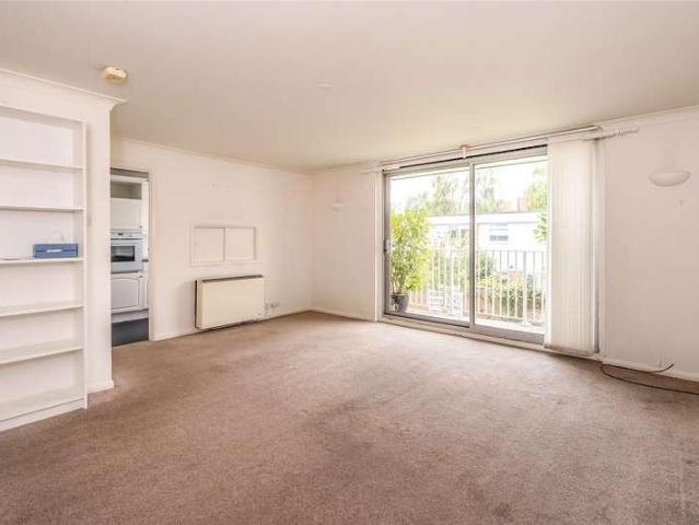 Flat for sale in Chichester, Littlecote