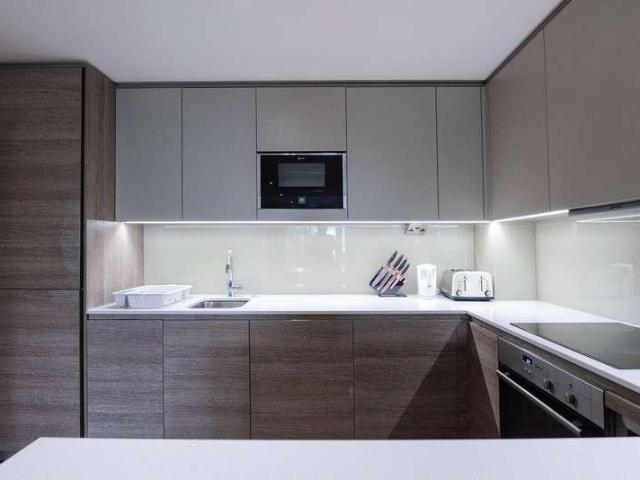 Flat for sale in Colindale, Greater London