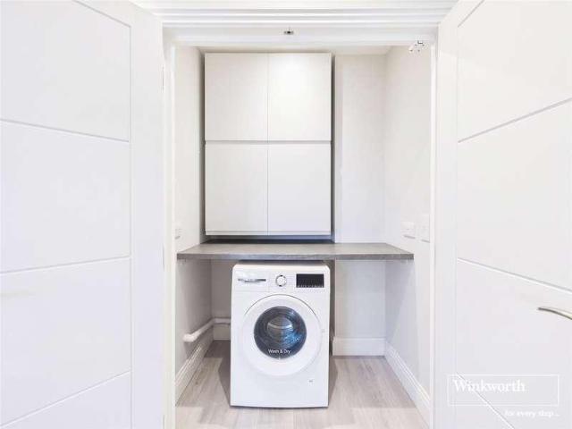 Flat for sale in London Borough of Barnet, Greater London
