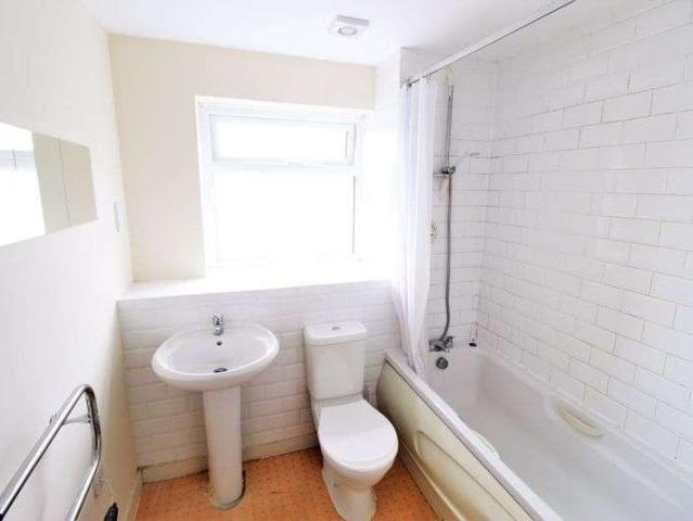 Flat for sale in Hulme, Manchester