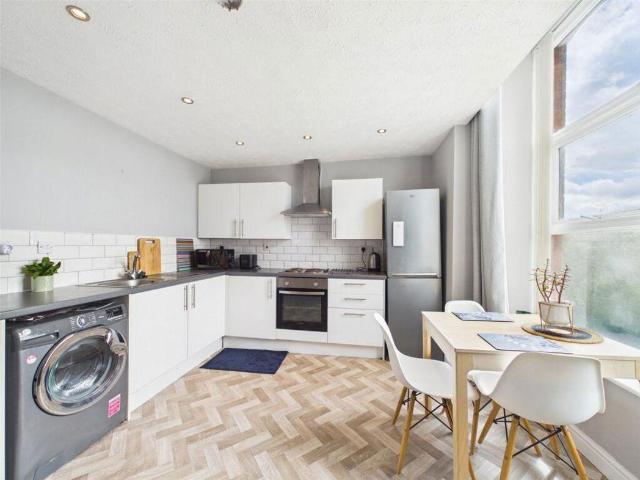 Flat for sale in Georgia, Greater Manchester