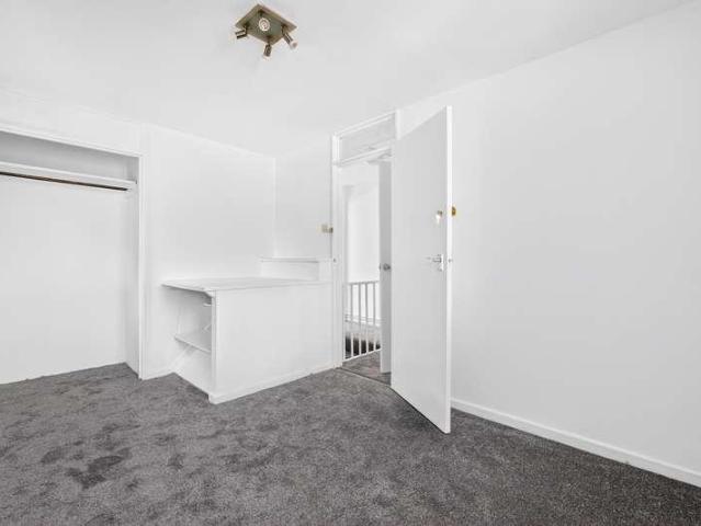 Flat for sale in London Borough of Islington, Greater London