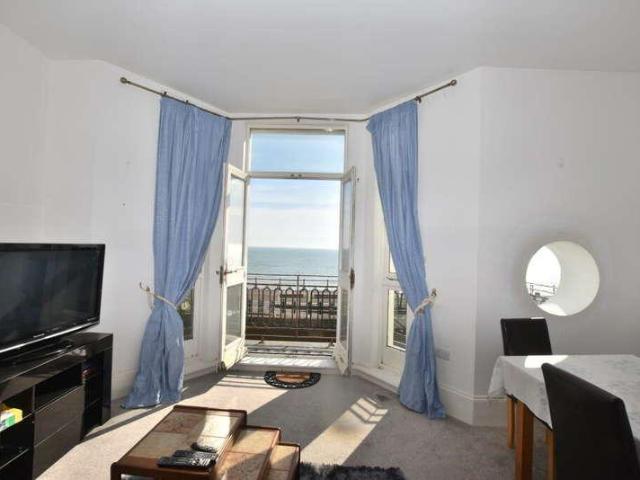 Flat for sale in West Marina, Guestling Green