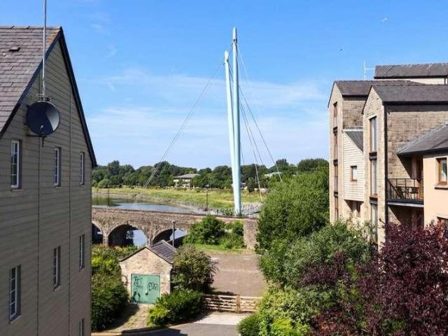 Flat for sale in Castle and Priory Precinct, Lancaster