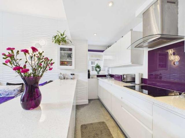 Flat for sale in Ardrossan, Scotland