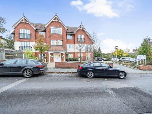 Flat for sale in St James, Sandown Park