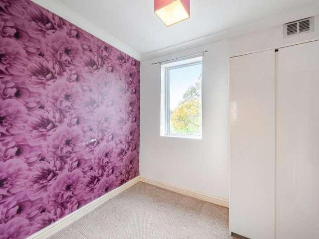 Flat for sale in Wealdstone, Greater London