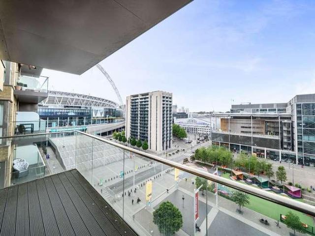Flat for sale in Greater London