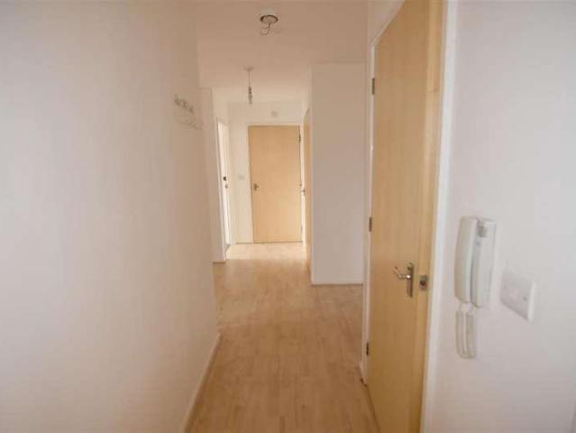 Flat for sale in West Bromwich, The Cronehills