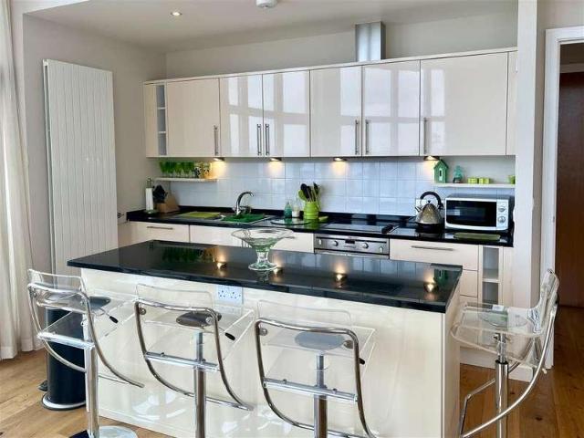 Flat for sale in Northam, Brandis Corner