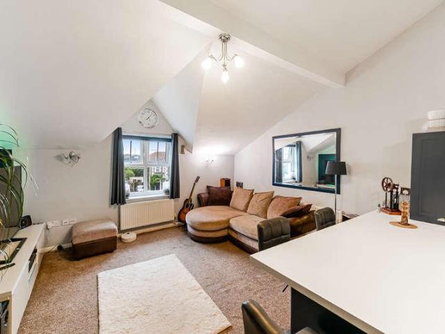 Flat for sale in Weston-super-mare, North Somerset