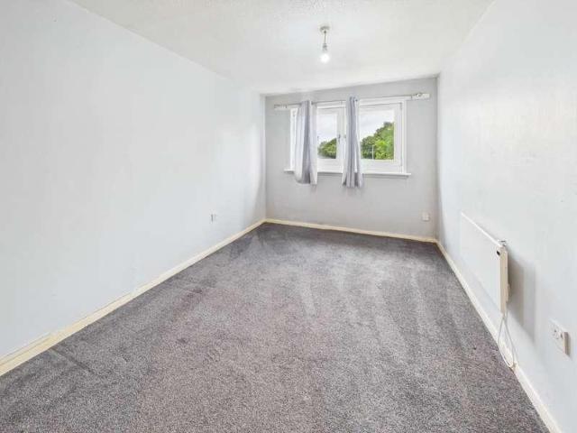 Flat for sale in Cambuslang, Scotland