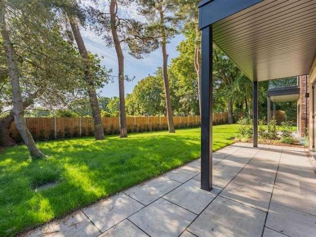 Flat for sale in Heswall, Wirral