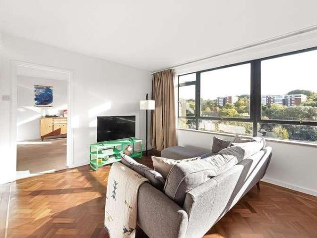 Flat for sale in Greater London