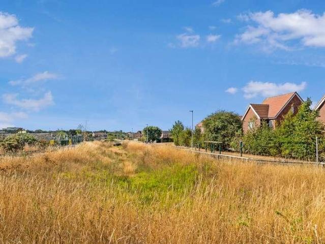 Flat for sale in Worthing, West Sussex