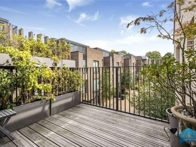 Flat for sale in Muswell Hill, Isle Of Man