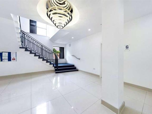Flat for sale in Glynde, West Sussex
