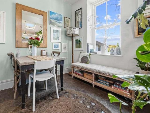 Flat for sale in Danescourt, Cardiff