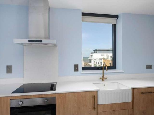 Flat for sale in Kingsdown Park, The Bridge
