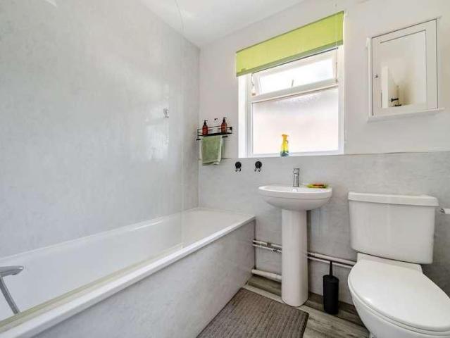Flat for sale in Castle Cary